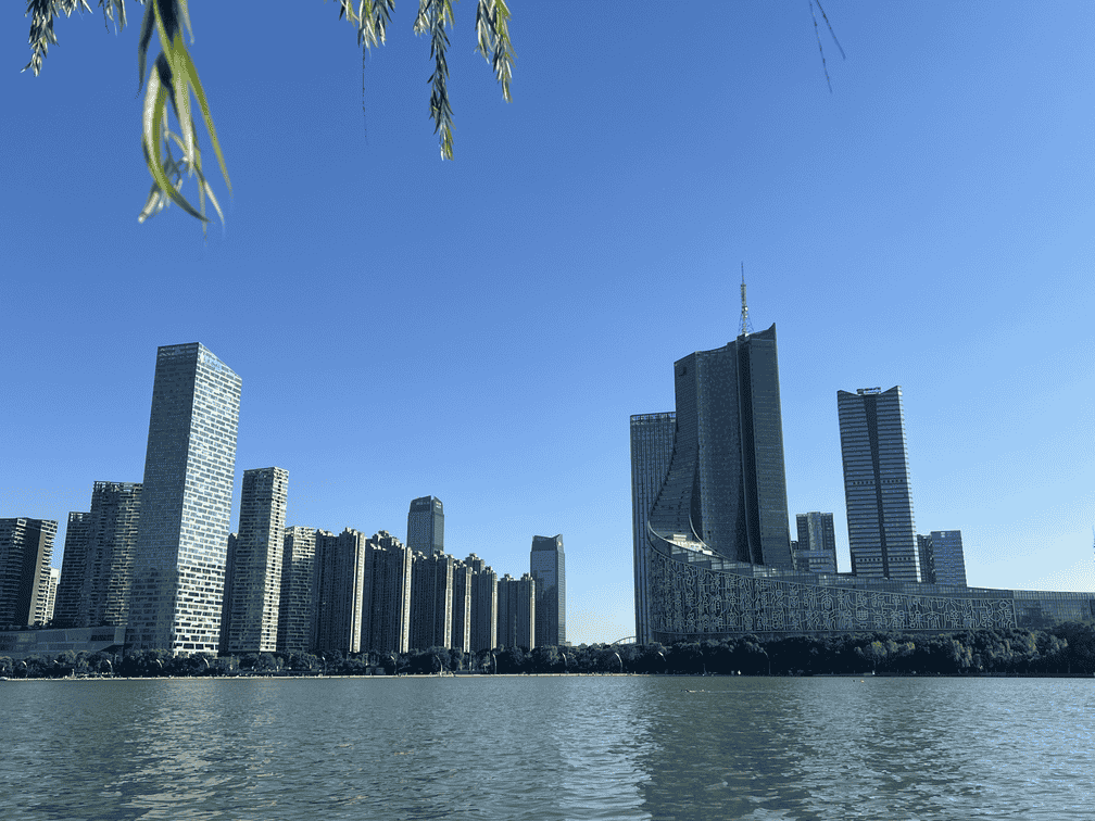 天鹅湖